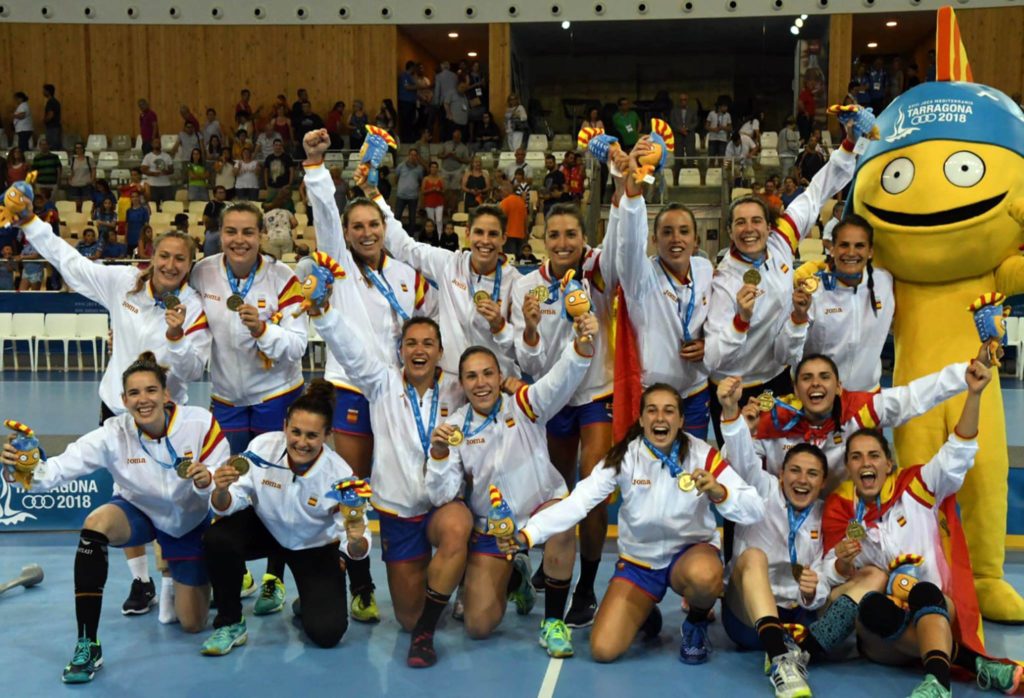La selección de Ainhoa Hernandez y Maitane Etxeberria se cuelga el oro en los Juegos del Mediterraneo