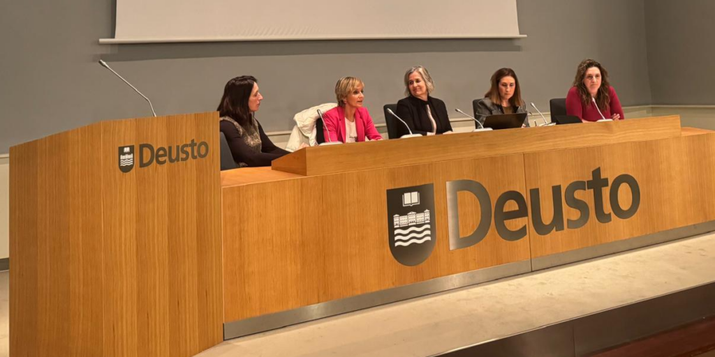 Basque Teamek Women 's Football Week-en parte hartu du