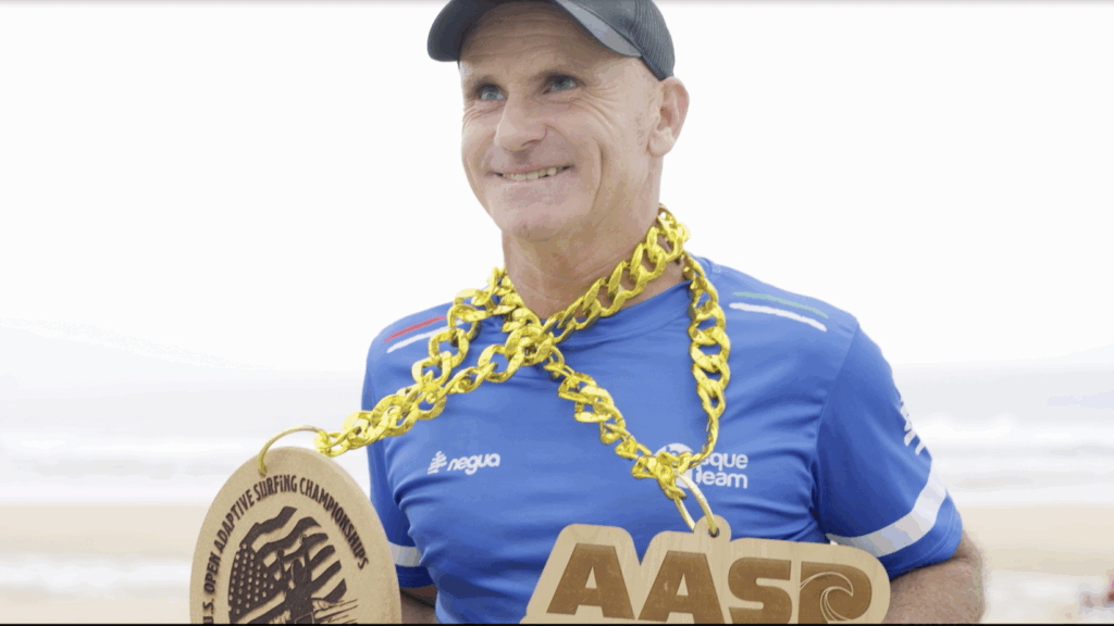 Aitor Francesena etxera itzuli da munduko txapeldunaren tituluarekin