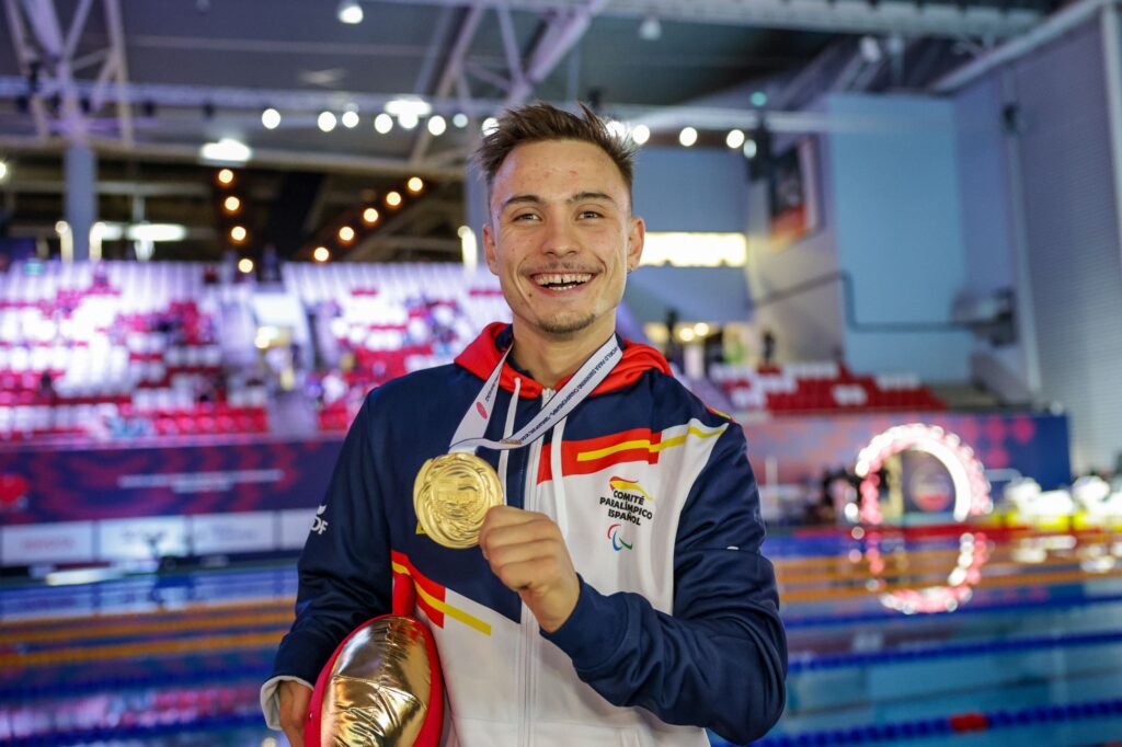 Iñigo Llopis urrean pulunpatu da berriro